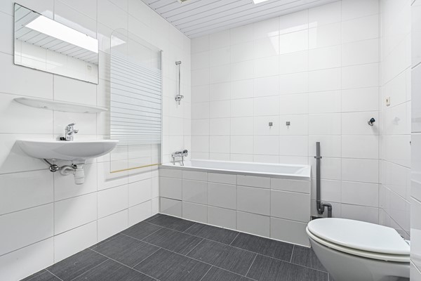 Medium property photo - Capadosestraat 228, 2523 AK Den Haag